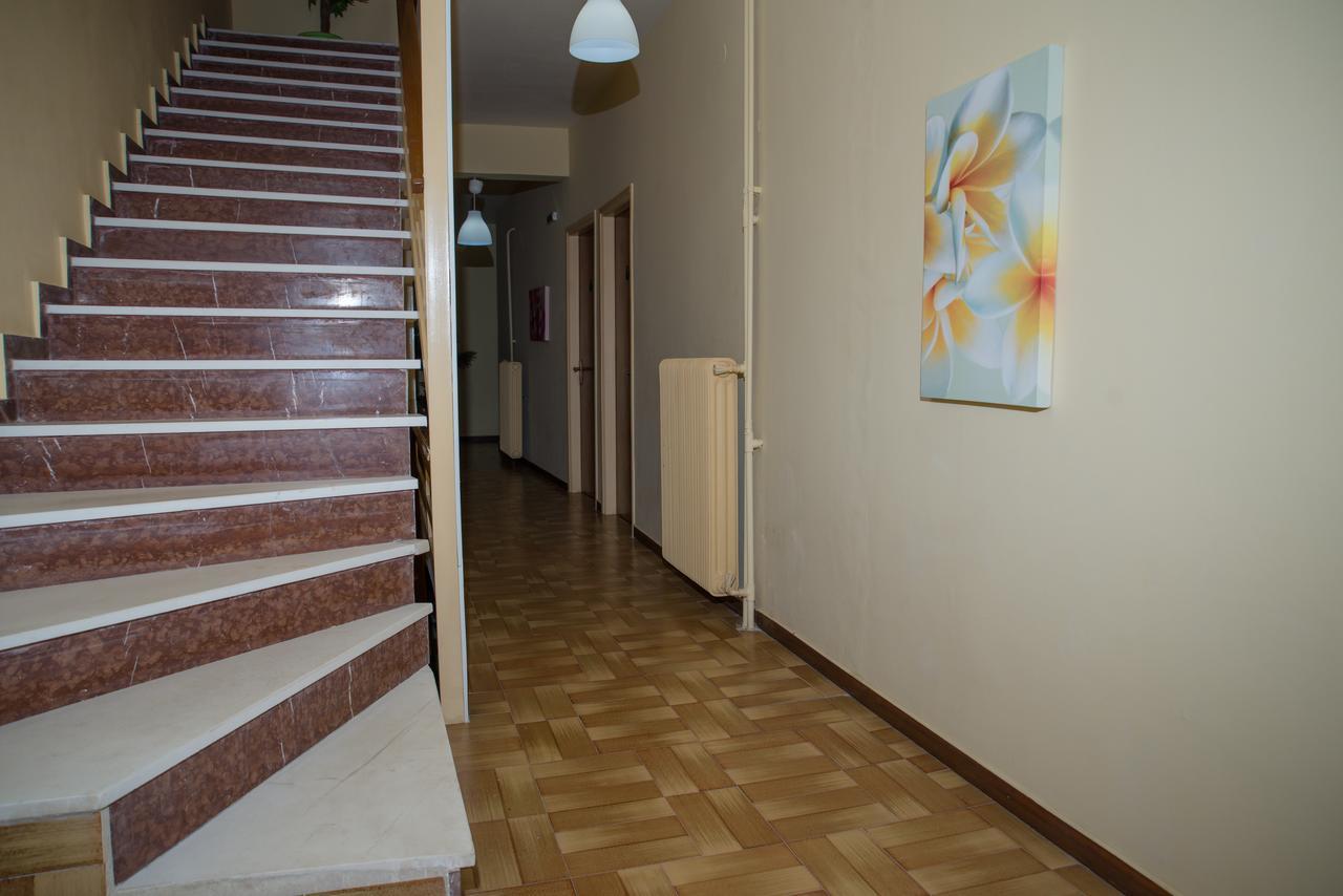 Hotel Milton Mavrovoúnion Extérieur photo