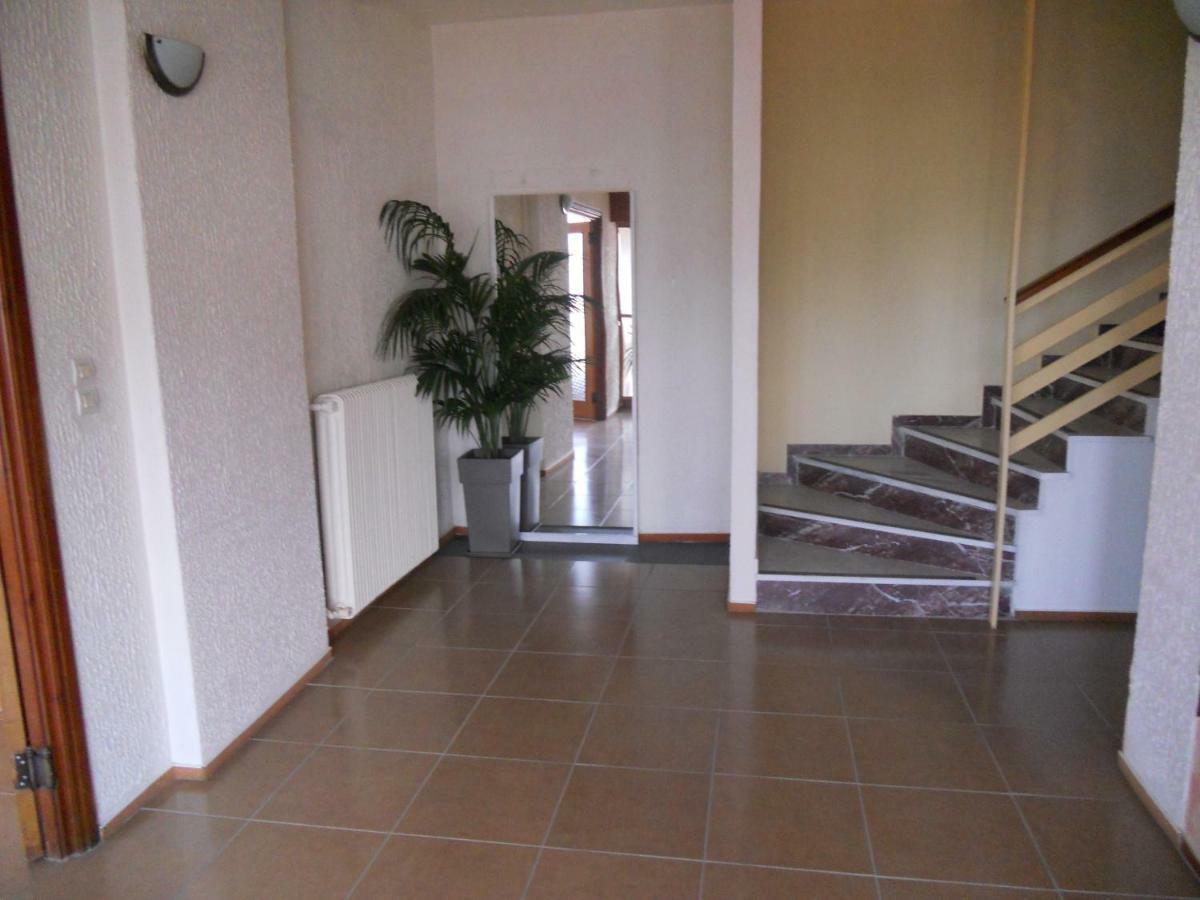 Hotel Milton Mavrovoúnion Extérieur photo